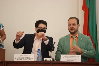 Борислав Сандов: Няма какво да се срещаме с БСП