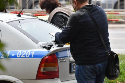 Стрелба и полицейска гонка при обир на казина в Сливен