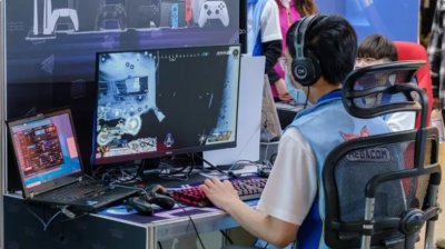 Китай ще предотвратява пристрастяването на деца към онлайн игрите