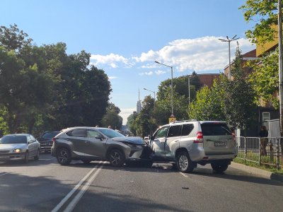 Тежко ранен след катастрофа в центъра на София 