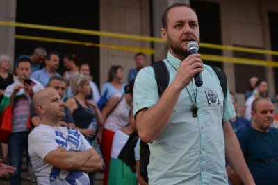 Борислав Сандов за ареста му на протестите: Щяха да ме удушат