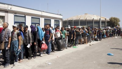 Бежанската вълна идва - близо 500 опитали да прескочат границата за 2 дни