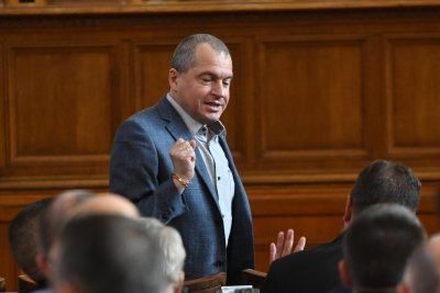 Тошко Йорданов обвинява: Мандатът стигна до БСП заради Христо Иванов