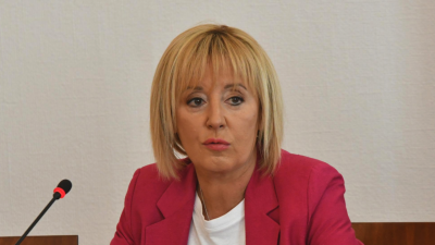 Комисията "Манолова" разследва източвани ли са пари от дезинфекцията по граничните пунктове