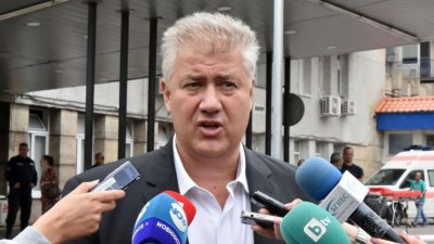 НОВ ИГРАЧ: Готвят проф. Асен Балтов за кандидат-президент
