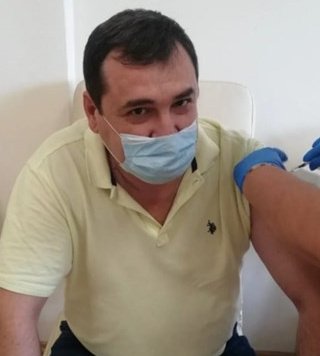 Славчо Атанасов се хвали с ваксина след тежък Covid
