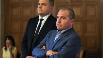 ИТН: Да отпадне забраната за двойно гражданство за кандидат-депутатите