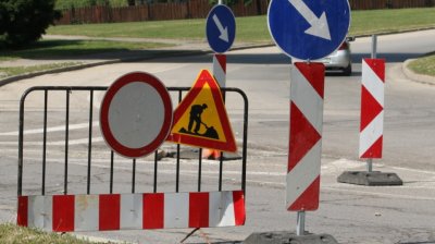 Важно, шофьори! Ето къде са тапите по пътищата