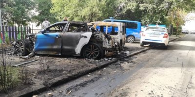 Запалиха три коли в София тази нощ