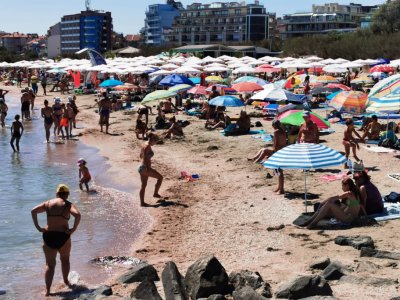 Спасителите обърнаха гръб на летовниците, оставиха бележки на хората!