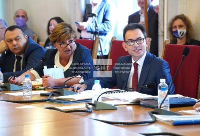 Скандал в Правната комисия заради Изборния кодекс (обзор)