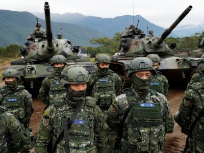 Тайван увеличава военните разходи с 9 млрд. долара