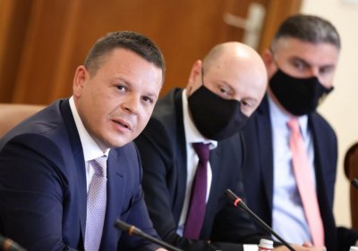 Новият транспортен министър: Приоритет са ми пътищата и жп коридорите