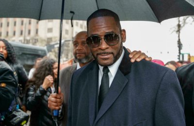 Съдът призна R. Kelly за виновен за сексуални престъпления