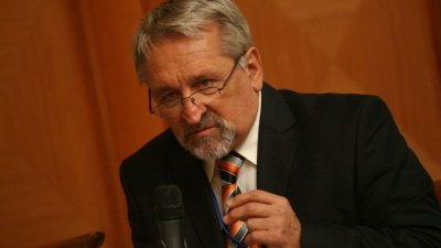 Иван Хиновски: Не можем да спрем износа на ток