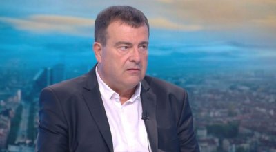 Зам.-министърът д-р Димитър Петров: "Пфайзер" става за трета доза след всяка ваксина
