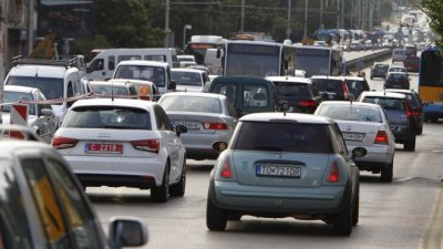 България е на опашката в Европа по брой леки коли