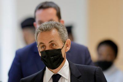 Саркози виновен за незаконно финансиране на кампанията му