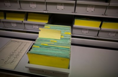 Медицински картони с лични данни стоят захвърлени в 9-то ДКЦ