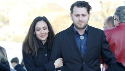 Харизанов: Мариана Попова да си лекува психиката, не коронавируса