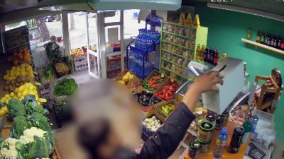 Невръстни апаши задигнаха дарение за малкия Виктор