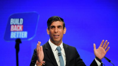 Англия: Инфлацията все още не влияе на заплатите