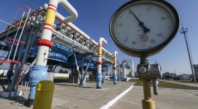 Рязък спад на цената на природния газ под $1000 за 1000 куб.м.