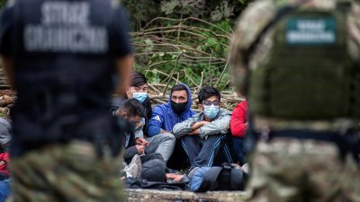 Полша прие закон за незабавно експулсиране на мигранти