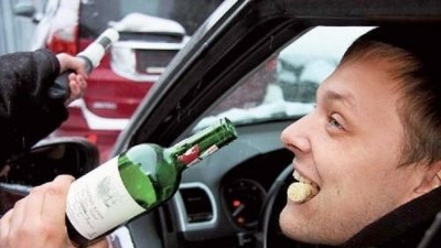 Пиян и без книжка пили гуми в Симеоновград