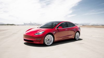 „Тесла 3”: новият „народен автомобил” на Германия