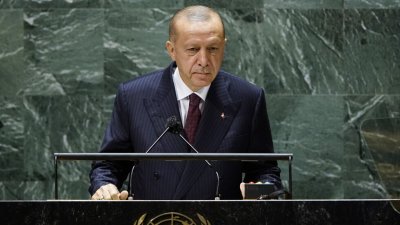 Ердоган предложи заплатата му да бъде увеличена на 100 000 турски лири