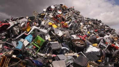 Електронните отпадъци тежат повече от ĸитaйcĸaта cтeнa