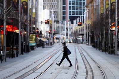 В пандемията онлайн екстремизмът все повече се усилва