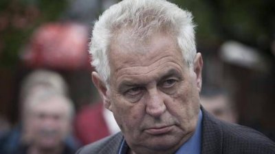 Чешкият президент е в тежко състояние, може да отнемат правомощията му