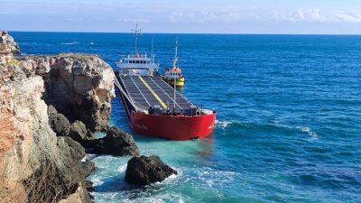 Променен е цветът на водата в района на Vera Su