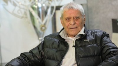 Преименуват стадион "Славия" на името на Александър Шаламанов 