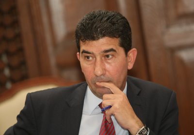 Любомир Кулински: Инспектори със зелен сертификат правят проверките по заведенията