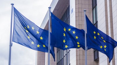 ЕК инвестира 1,5 млрд. евро в новаторски проекти за чисти технологии