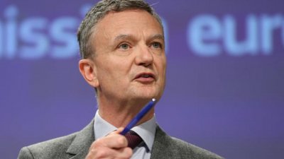 ЕС обяви военната реторика на Моравецки за неприемлива