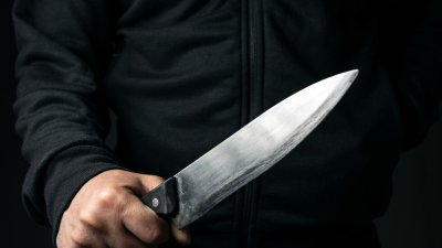 Нападение с нож във влак в Токио, има ранени 