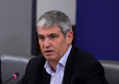 КНСБ настоява за ускорен ръст на заплатите 