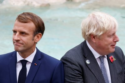 Великобритания даде 48 часа на Франция да оттегли исканията си по риболовния спор