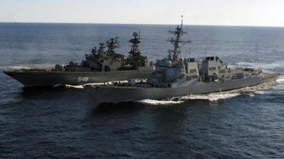 Напрежение: Русия дебне US бойни кораби в Черно море 