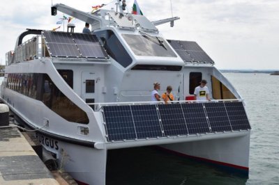 В Бургас канят на морски разходки с нов кораб