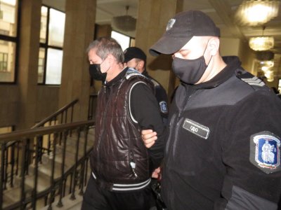 Готвачът Деян Дичев остава в ареста за 6 месеца