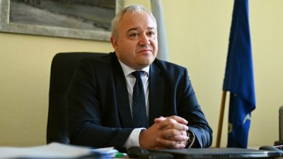 Министър зове: Закриване веднага на спецсъда и спецпрокуратурата