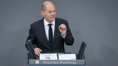 Шолц: Необходими са още ограничения в Германия