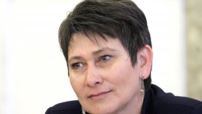 Министър Везиева: Осигурени са близо 250 млн. лв. за подкрепа на мирко-, малки и средни фирми