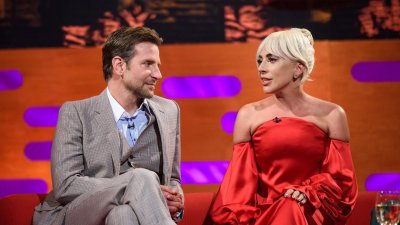 Брадли Купър не си признава за Лейди Гага