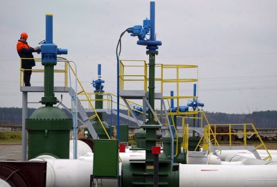 Беларус ограничи подаването на нефт към Полша